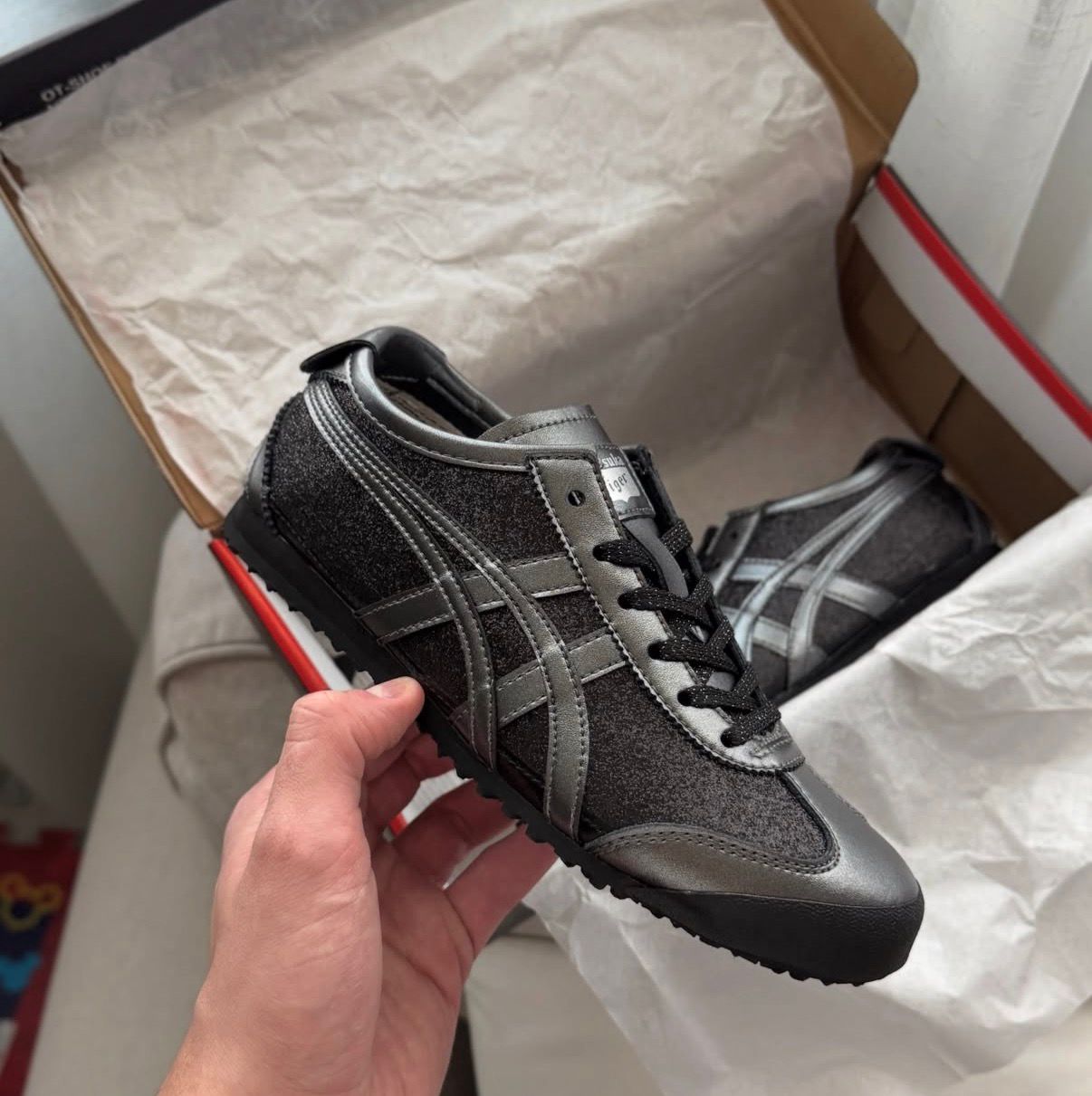 ONITSUKA TIGER MEXICO METALLIC BLACK  ✅