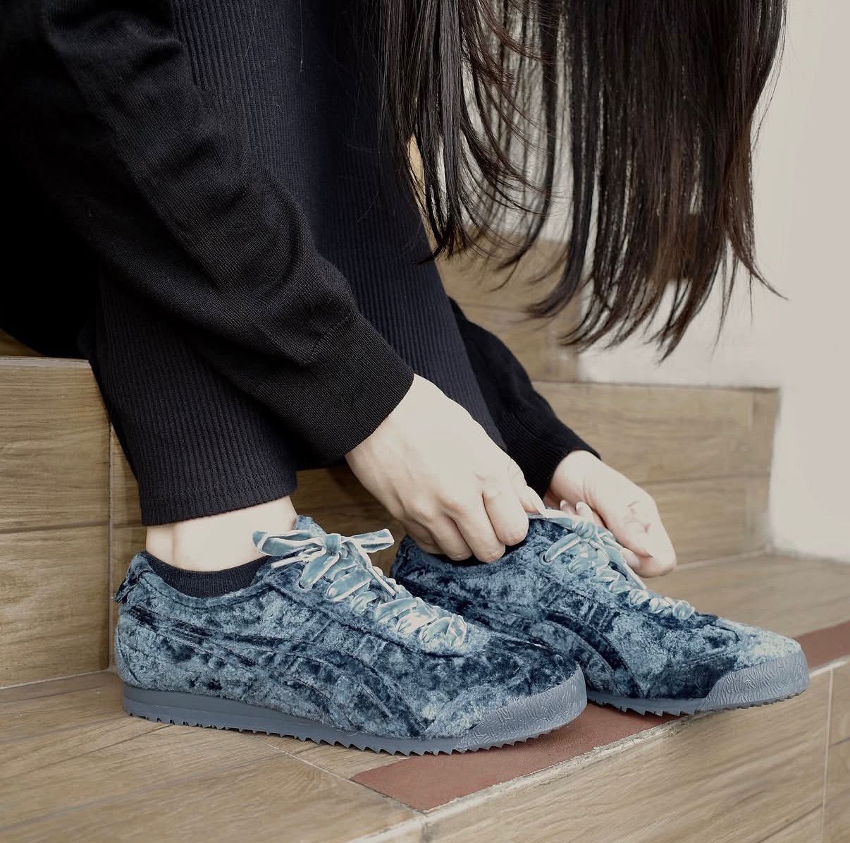 ONITSUKA TIGER MEXICO SD VELVET GREEN  ✅