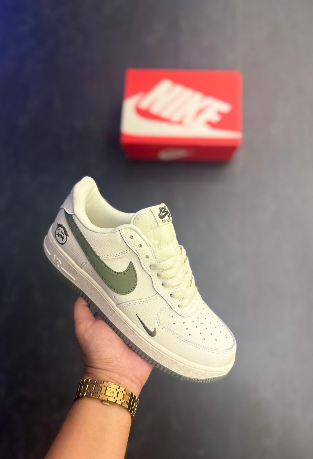 NIKE AIRFORCE ONE KAWS LTD EDTN 🖤