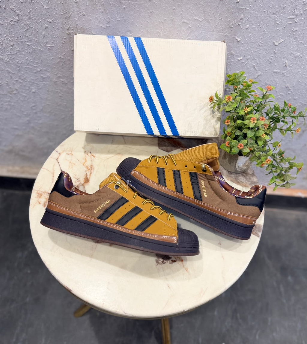 ADIDAS ORIGINALS SUPERSTAR 2ND GENERATION TAN BLACK SOLE 🖤🖤