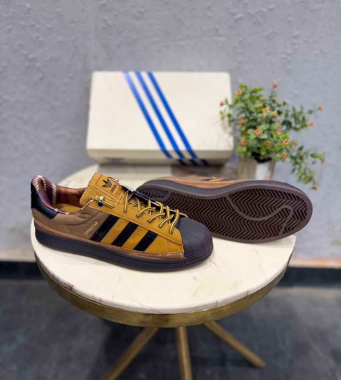 ADIDAS ORIGINALS SUPERSTAR 2ND GENERATION TAN BLACK SOLE 🖤🖤