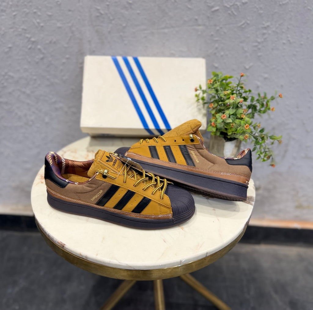 ADIDAS ORIGINALS SUPERSTAR 2ND GENERATION TAN BLACK SOLE 🖤🖤