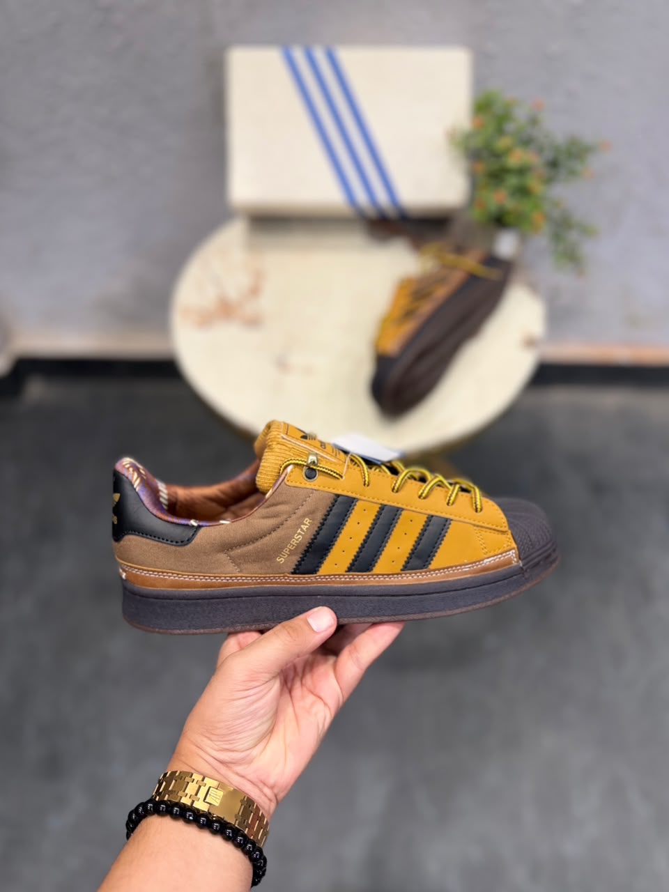 ADIDAS ORIGINALS SUPERSTAR 2ND GENERATION TAN BLACK SOLE 🖤🖤