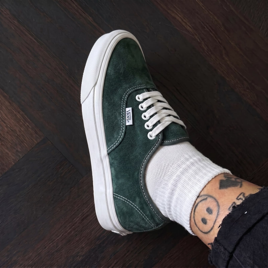 VANS AUTHENTIC