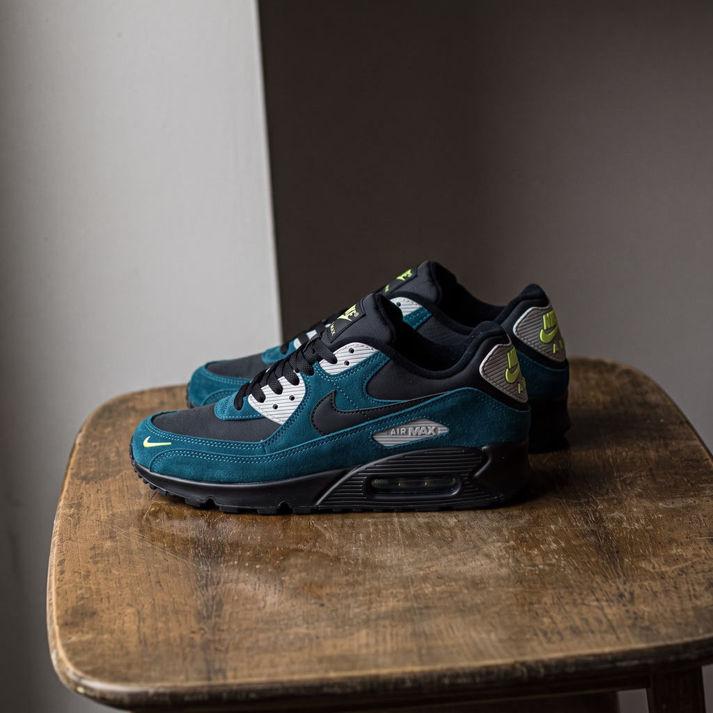 NIKE AIRMAX 90