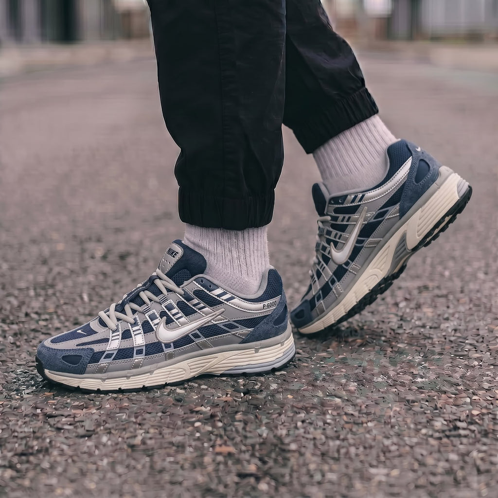 NIKE P6000