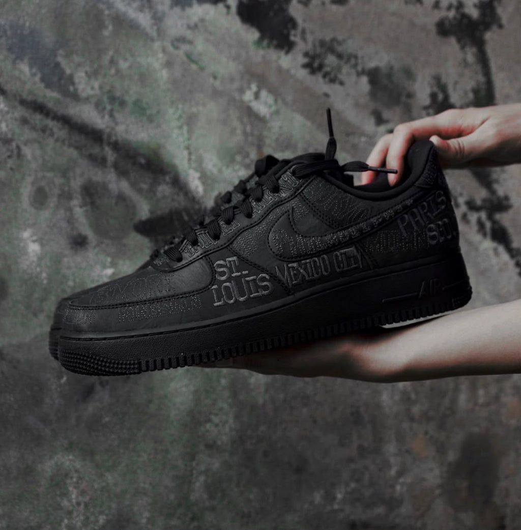 NIKE AIRFORCE AF1 WORLD TOUR 🖤