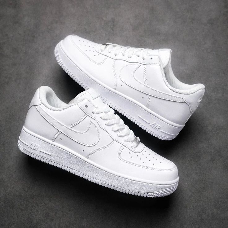 NIKE AIRFORCE ONE TRIPPLE WHITE 🖤