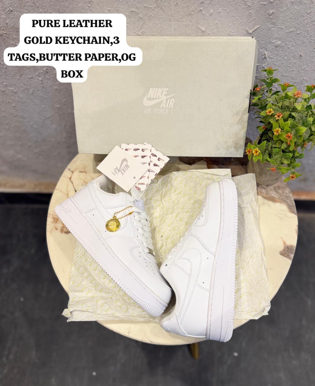 NIKE AIRFORCE ONE TRIPPLE WHITE 🖤