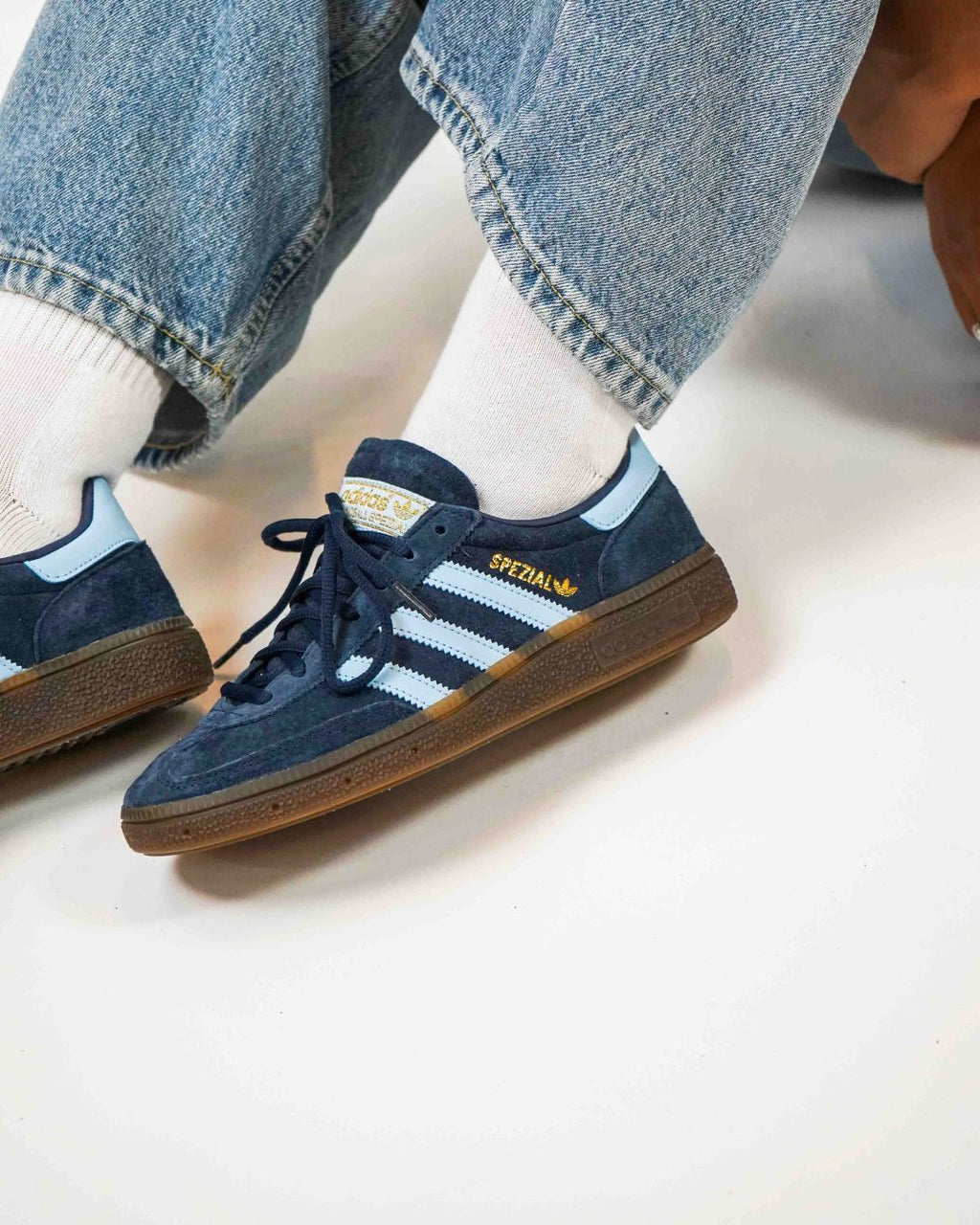 ADIDAS ORIGINALS HANDBALL SPEZIAL NAVY🖤