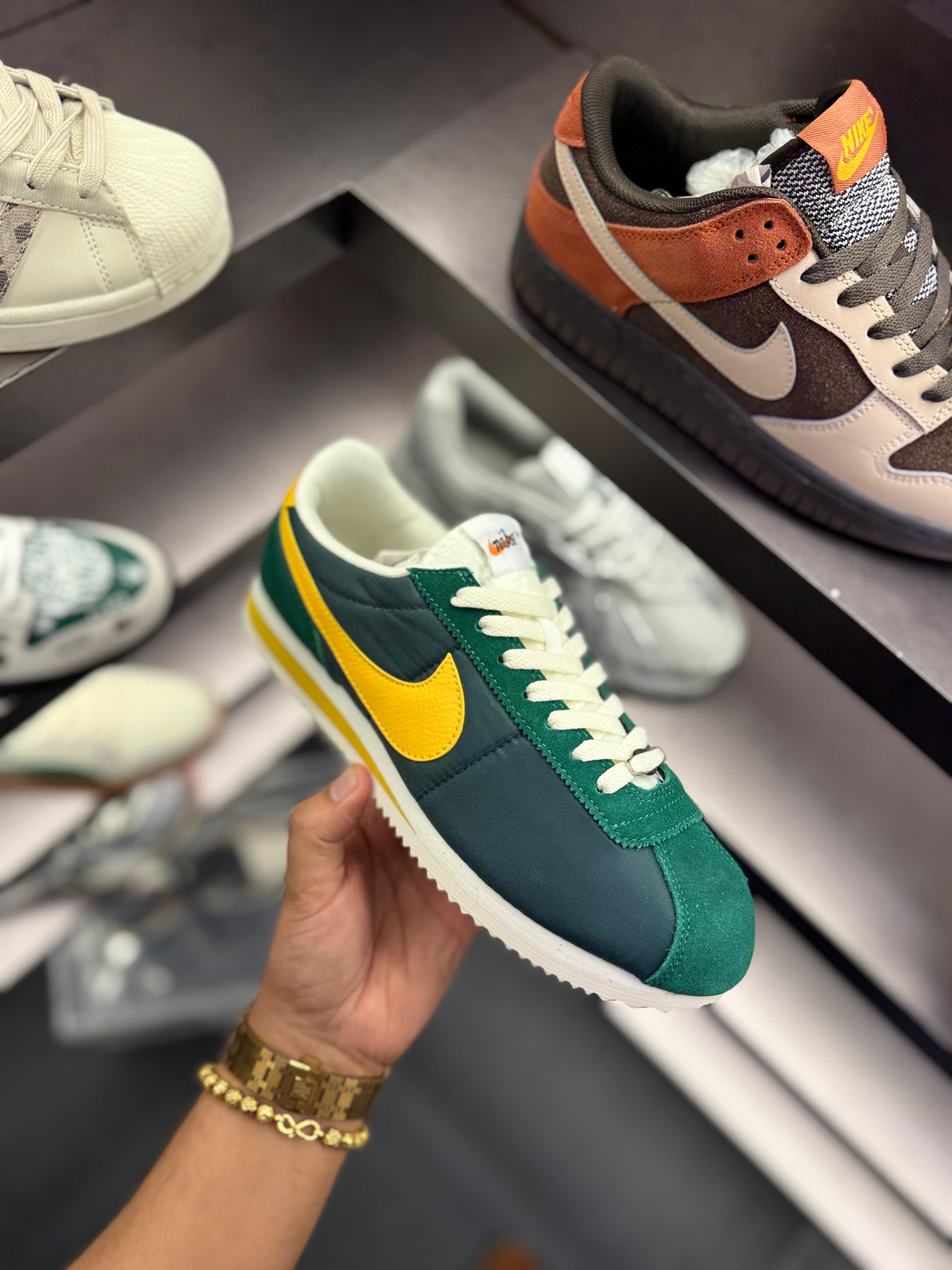 NIKE CORTEZ NYLON GREEN YELLOW🖤🖤