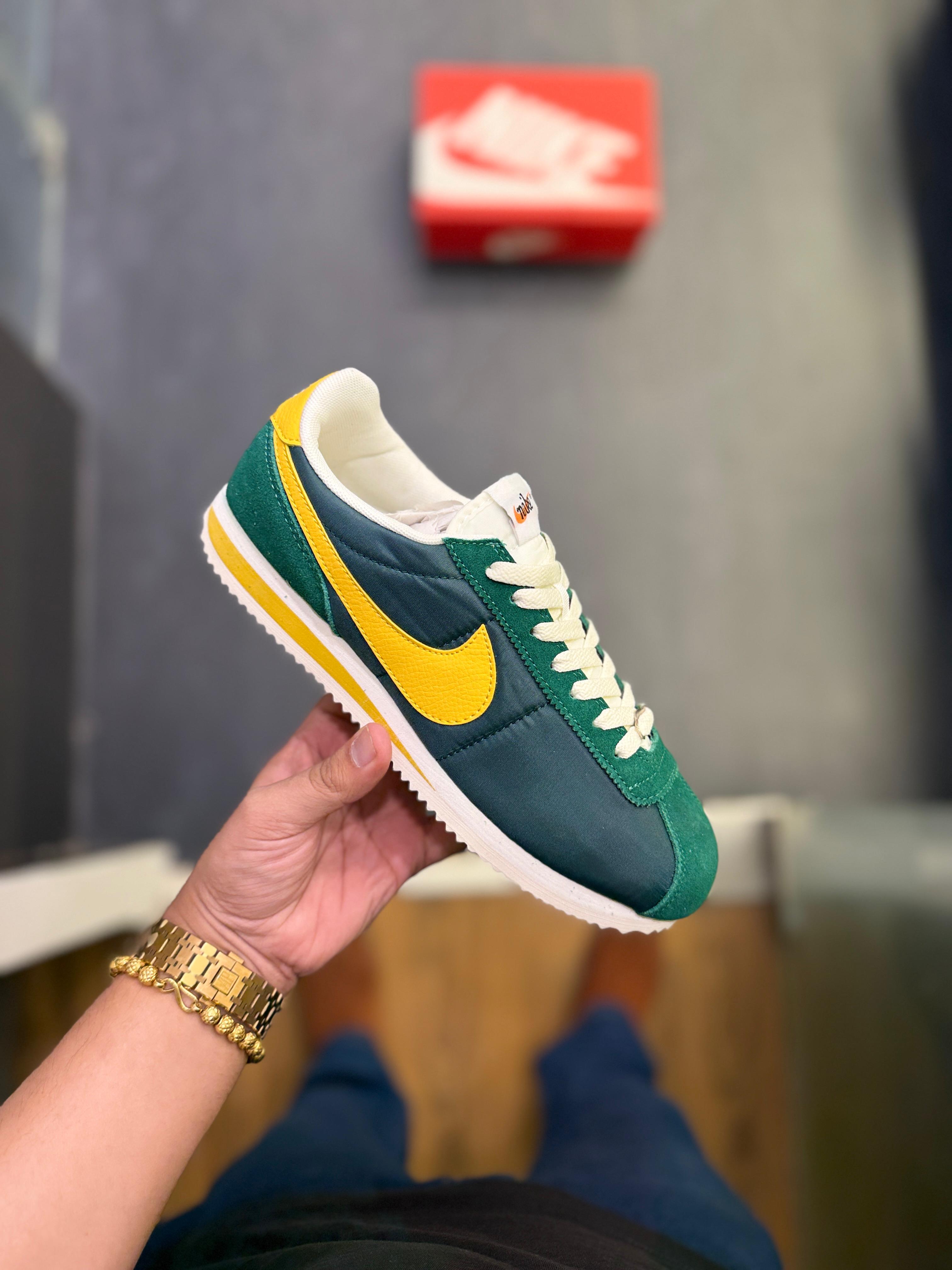 NIKE CORTEZ NYLON GREEN YELLOW🖤🖤