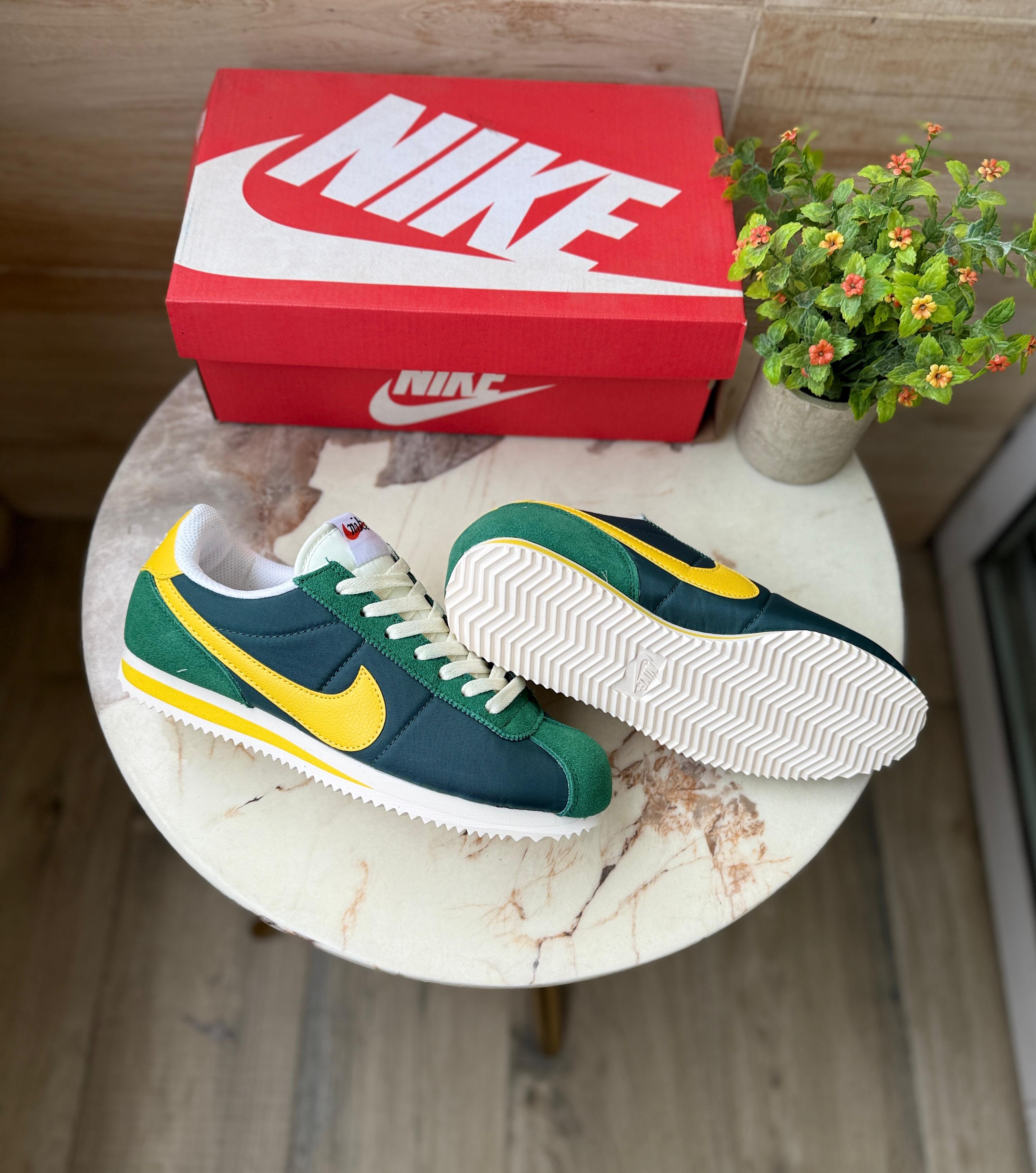 NIKE CORTEZ NYLON GREEN YELLOW🖤🖤