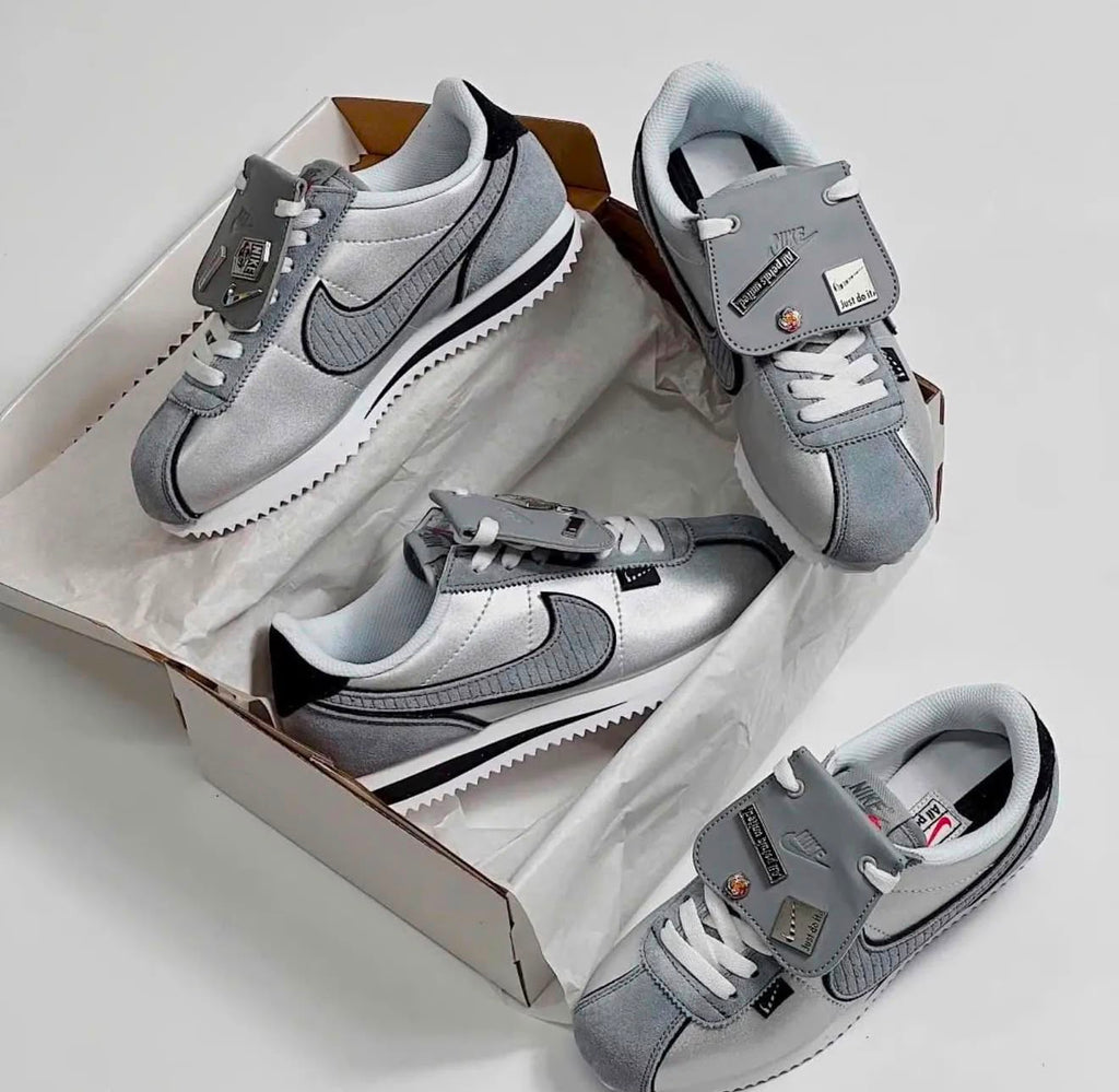 NIKE CORTEZ PETALS