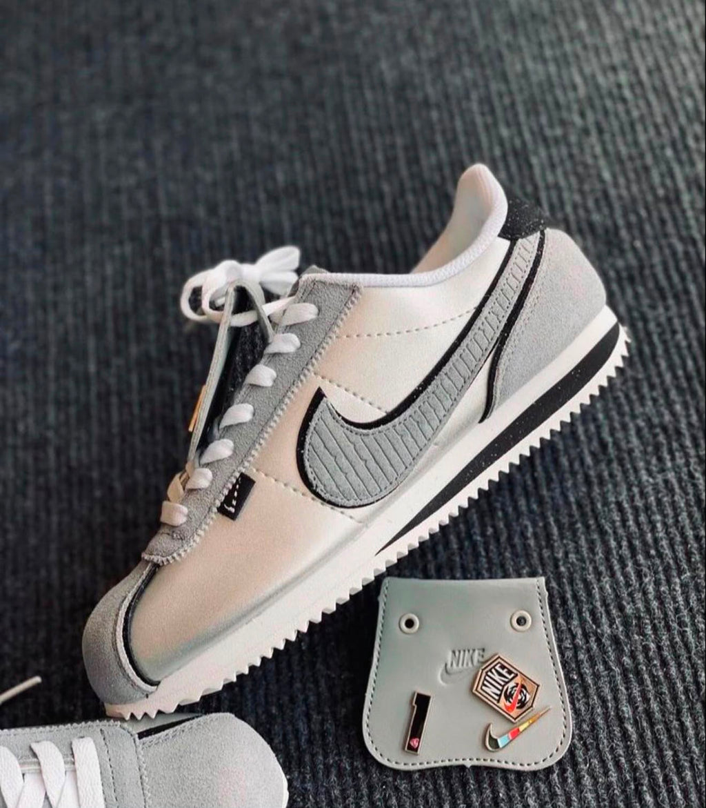 NIKE CORTEZ PETALS