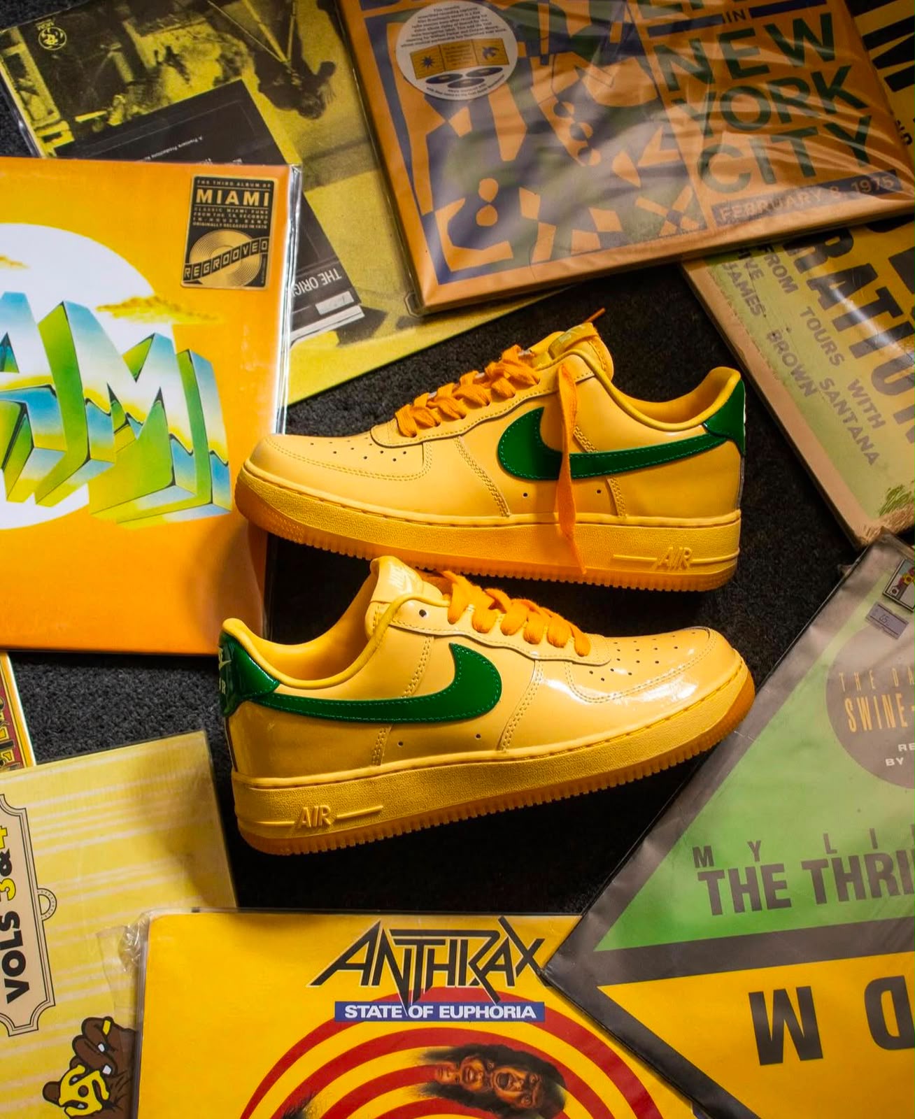 Nike Air Force 1 Low Patent Leather Topaz Gold Pine Green