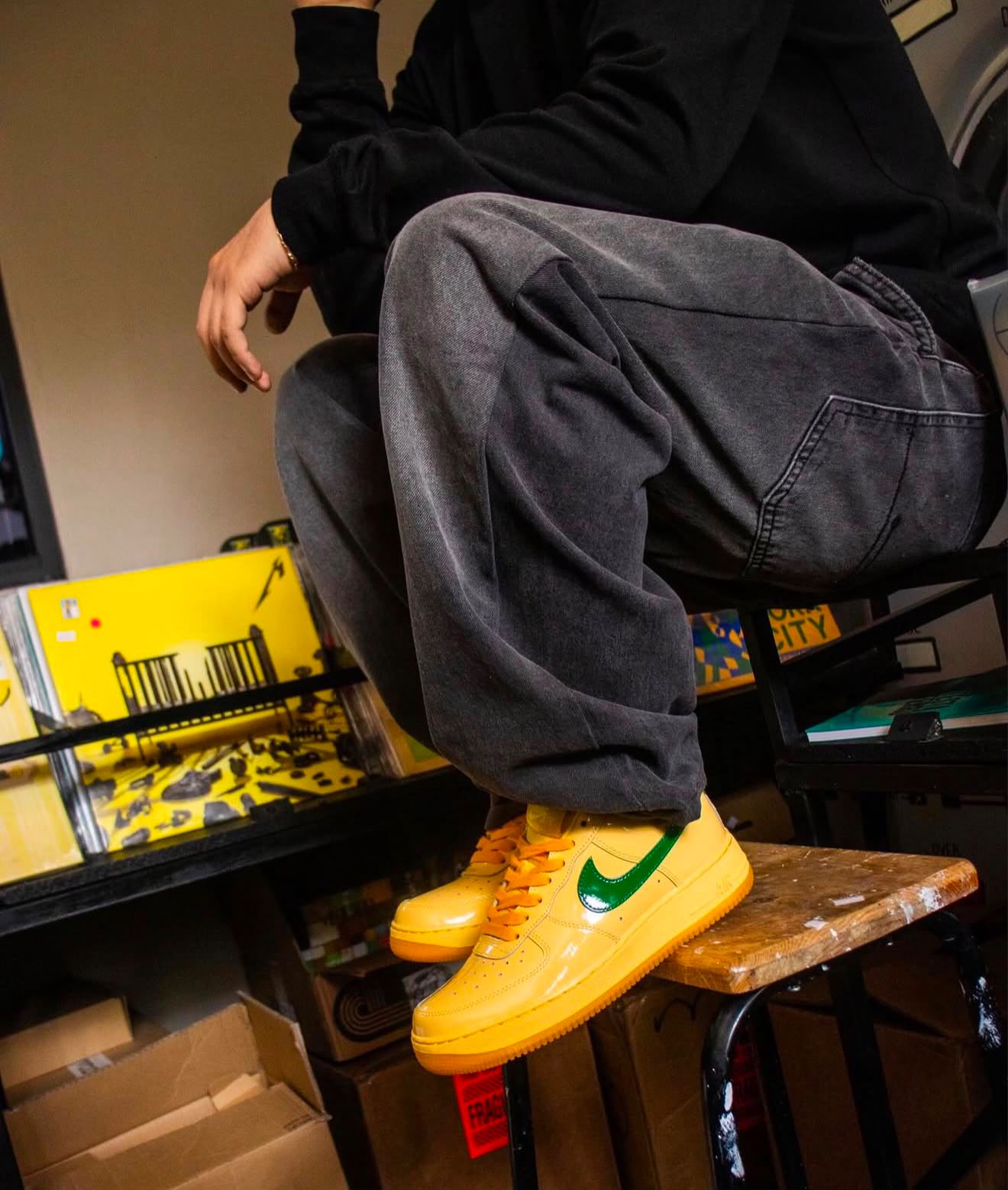 Nike Air Force 1 Low Patent Leather Topaz Gold Pine Green