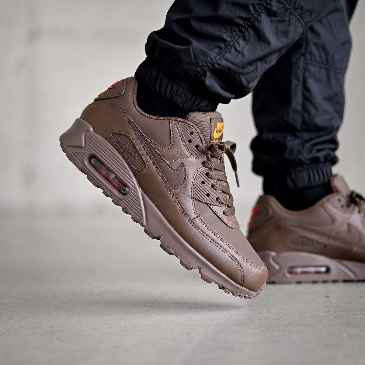NIKE AIRMAX 90 ESS+