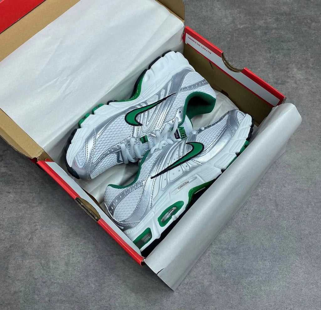 NIKE AIRMAX MOTO 2K