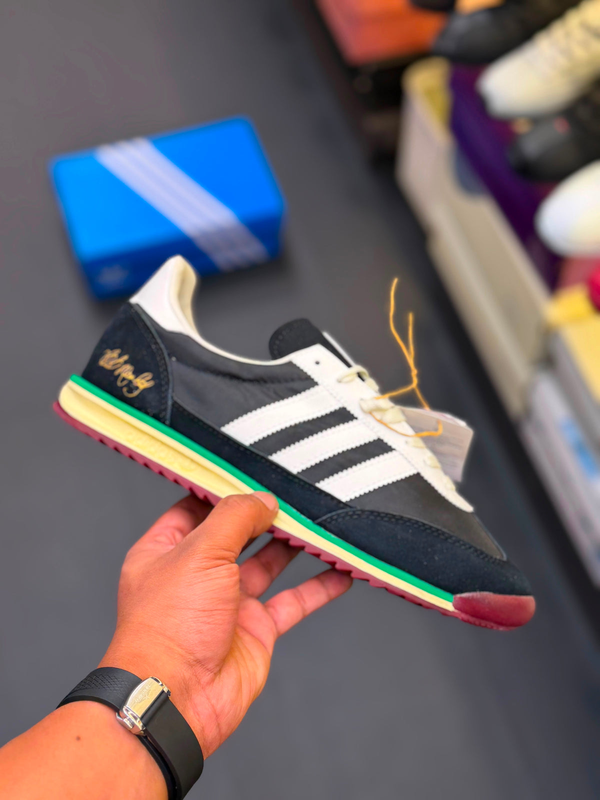 ADIDAS SL 72