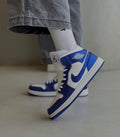 AIR JORDANS RETRO 1 MID ROYAL BLUE 🖤
