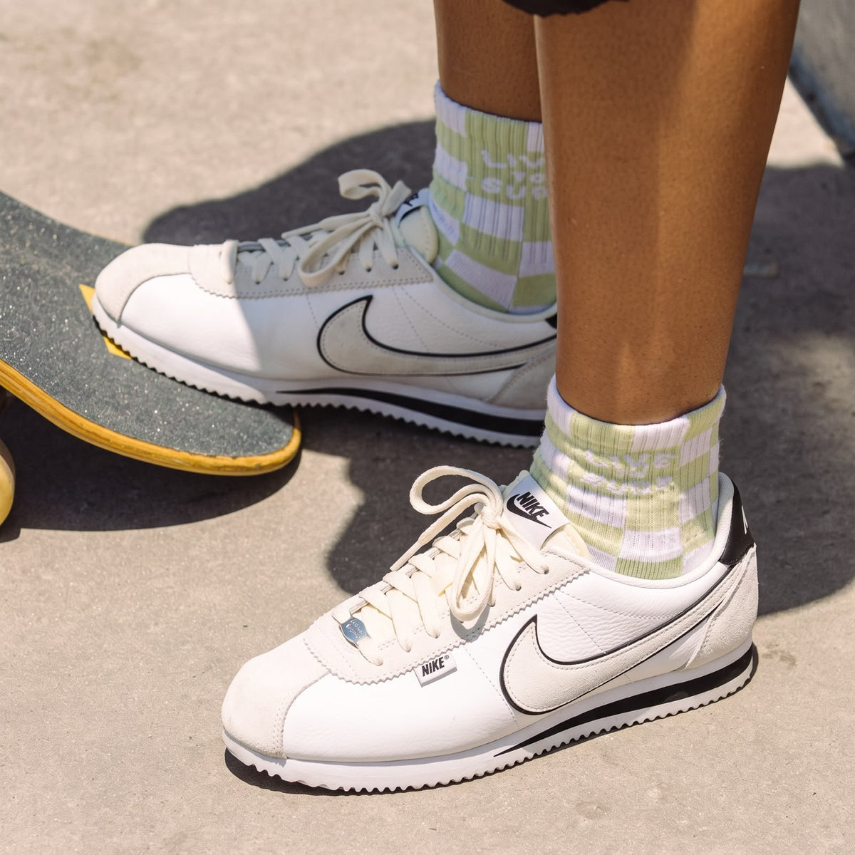 NIKE CORTEZ PETALS