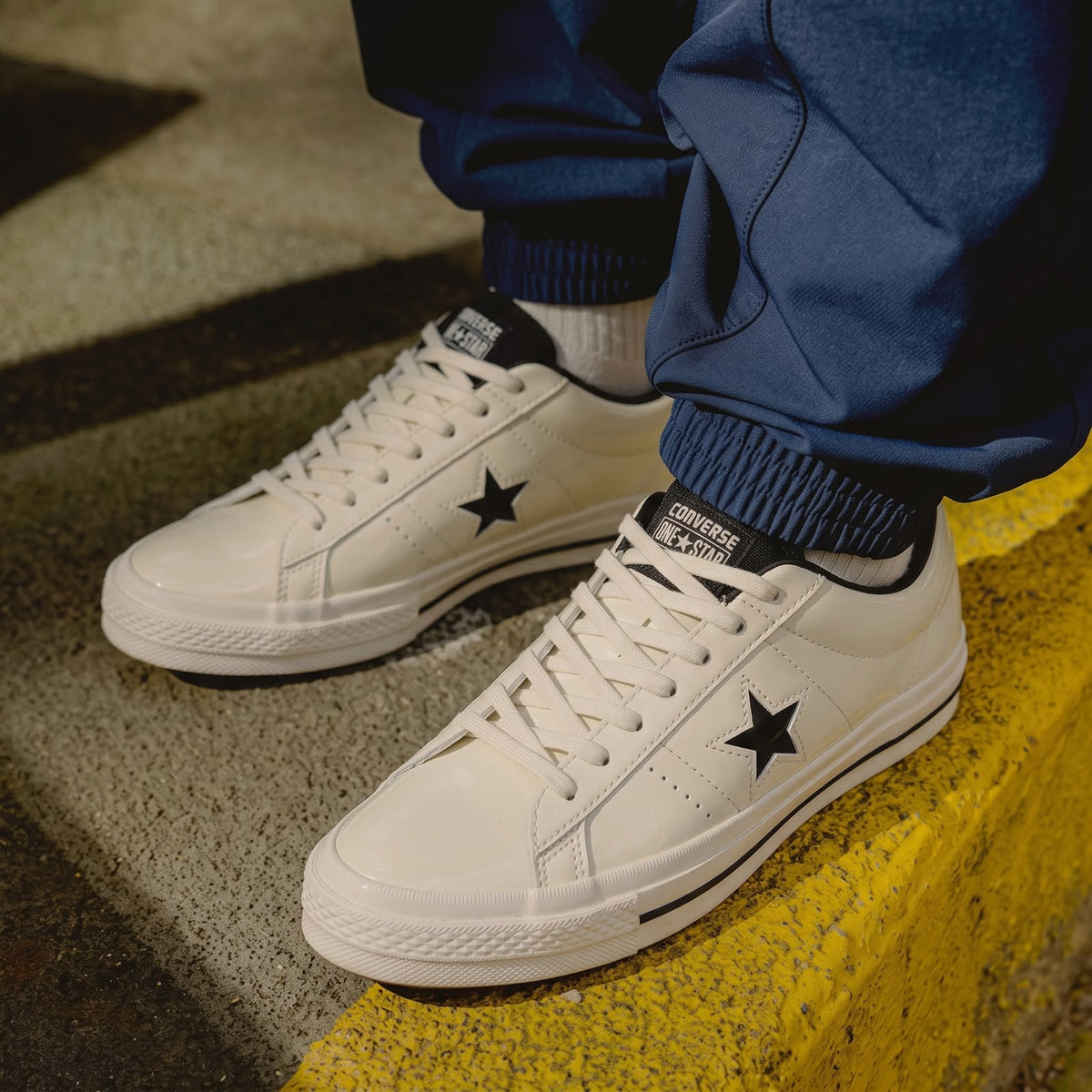 Converse one star