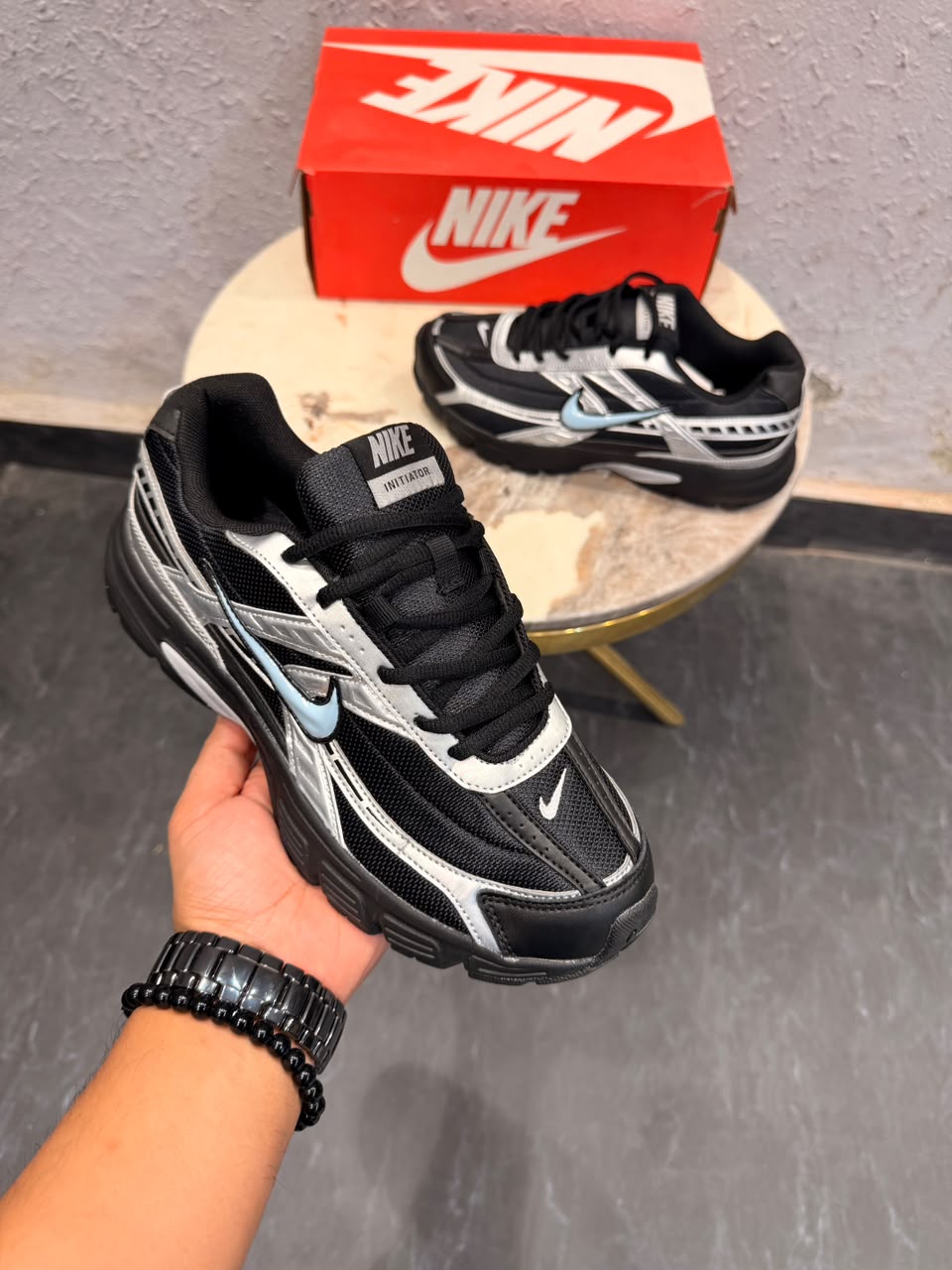 NIKE AIRMAX INITIATOR  2026 BLACK METALLIC 🖤