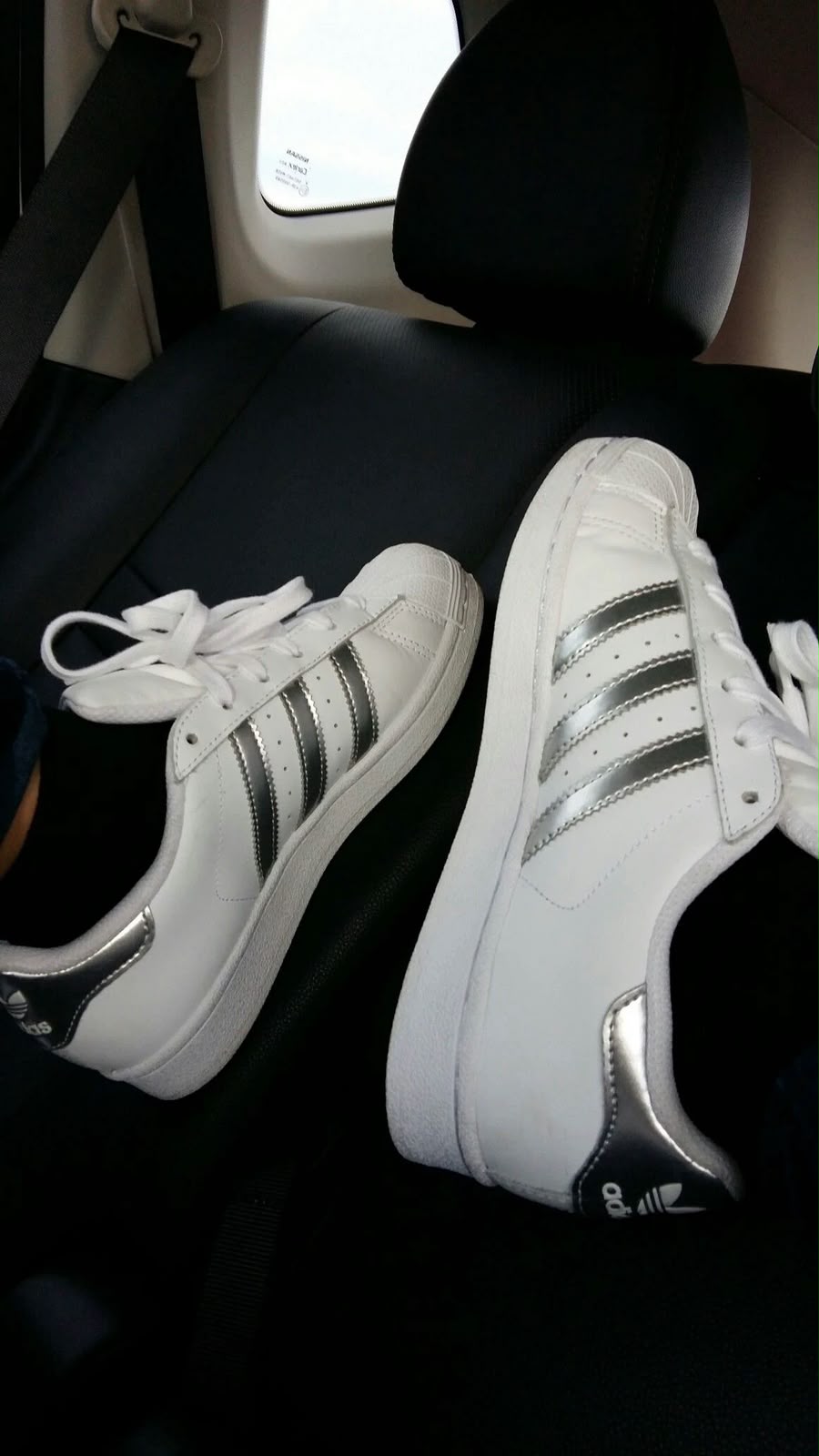 ADIDAS SUPERSTAR WHITE SILVER 🤍