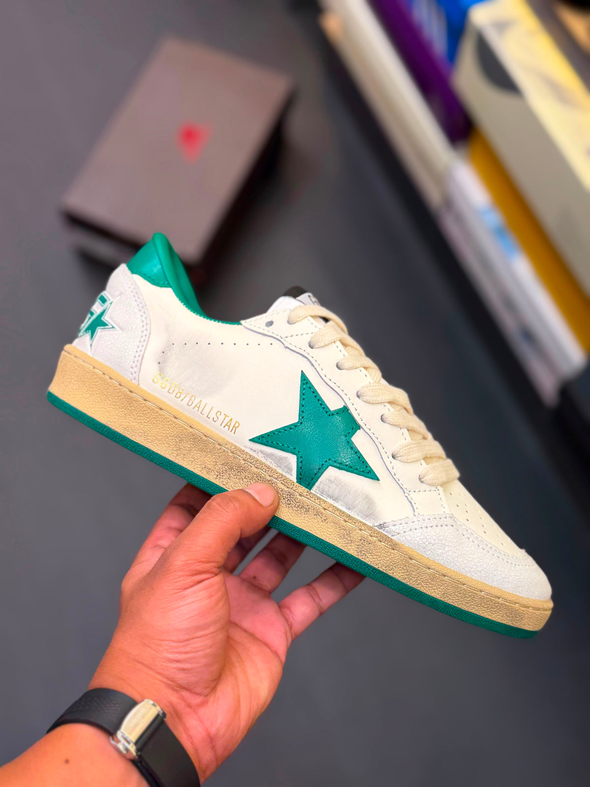 GOLDEN GOOSE