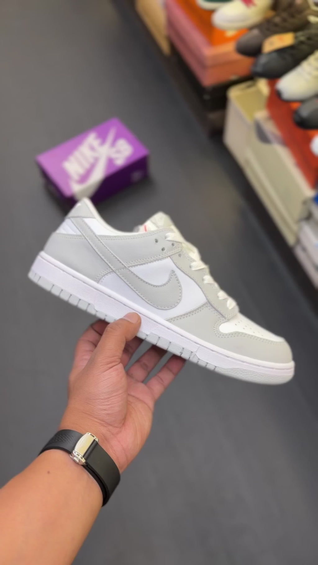 NIKE SB DUNK LOW RETRO
