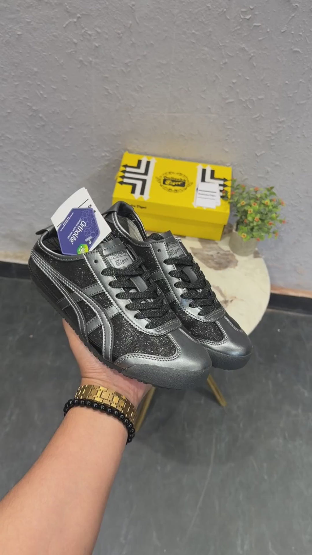 ONITSUKA TIGER MEXICO METALLIC BLACK  ✅