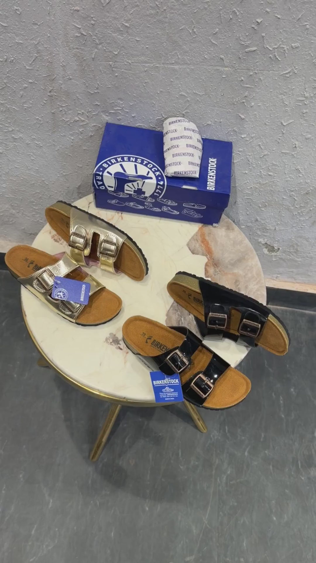 BIRKENSTOCK  SLIDES