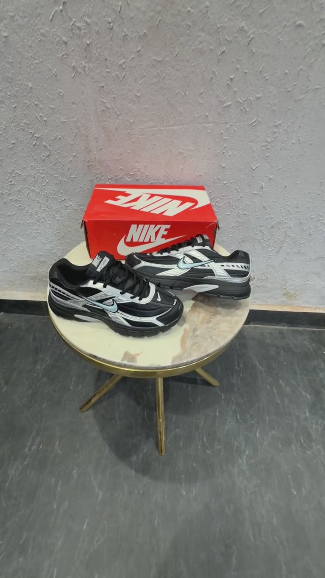 NIKE AIRMAX INITIATOR  2026 BLACK METALLIC 🖤