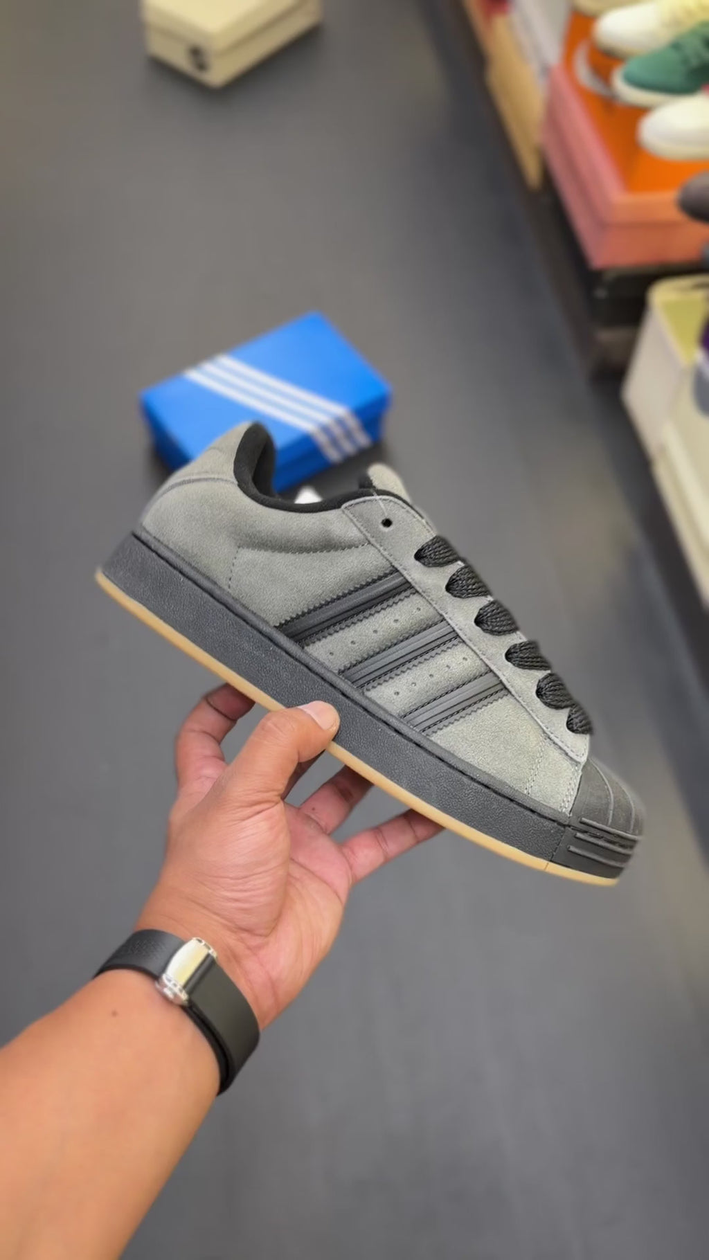 ADIDAS SUPERSTAR ST