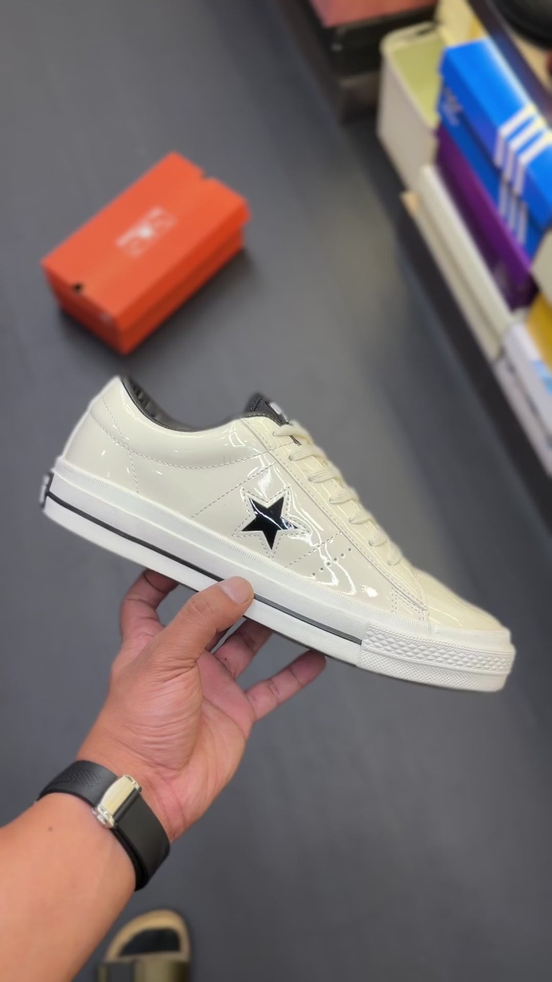 Converse one star